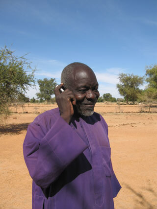 sibiri using his mobile